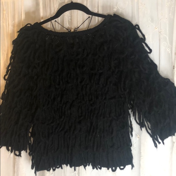 Funky Black large loop fringe crop sweater - Picture 3 of 4